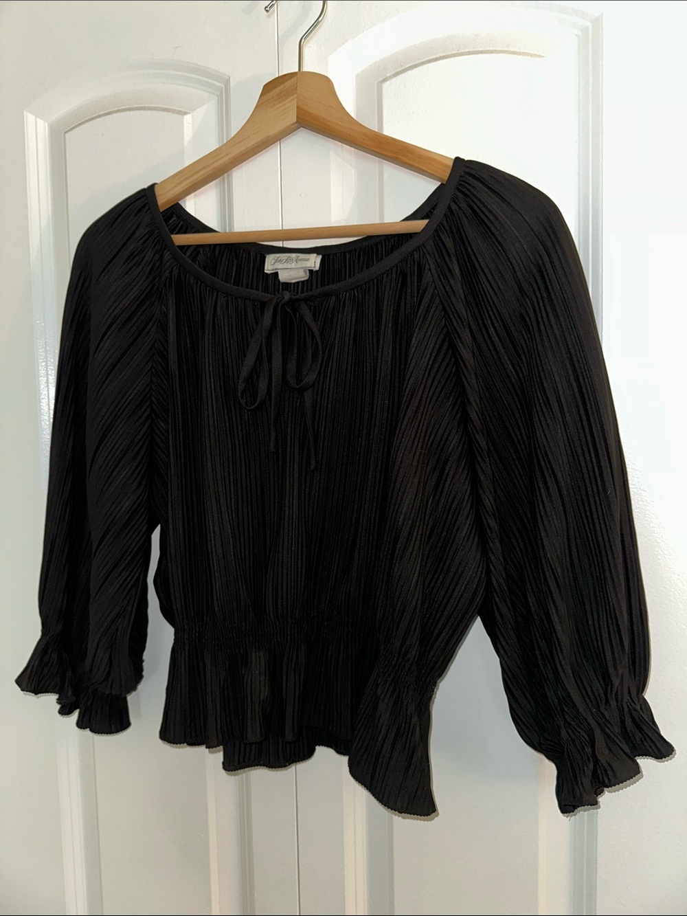 Sak’s Fifth Ave Black Pleated Tie-Neck Blouse